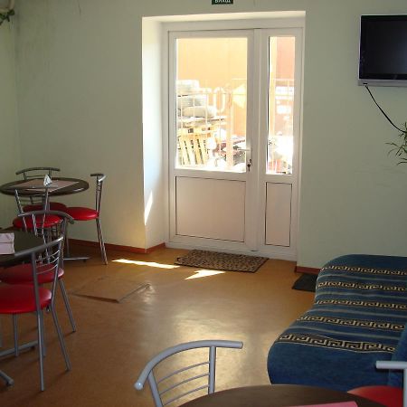 Adel Hotel Kiev Bagian luar foto